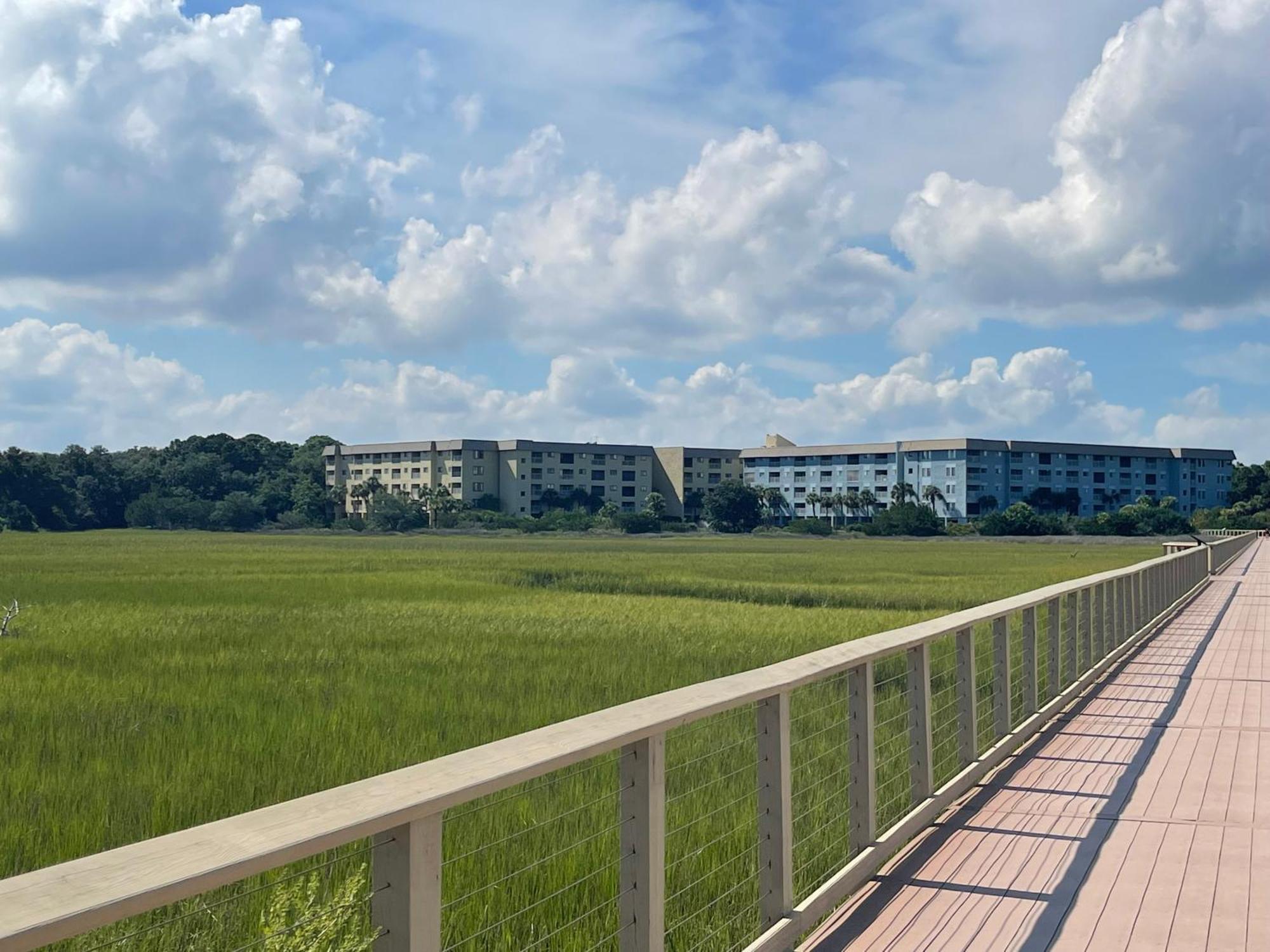 Resort Breeze- 2 Bedroom Pools, Hot Tub, Tennis, Beach هيلتون رئيس جزيرة المظهر الخارجي الصورة